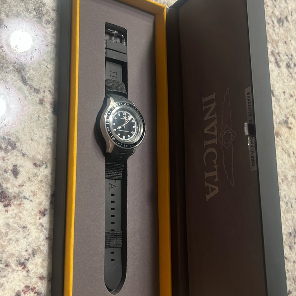 Invicta Special Edition (Making History) Tritnite